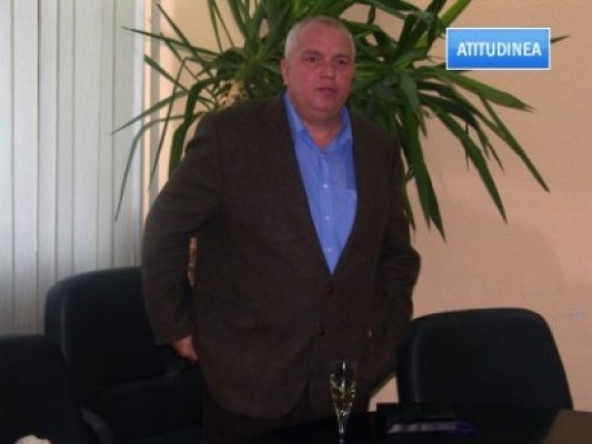 Atitudinea: Nicuşor Constantinescu şi-a cinstit colegii în club Fratelli